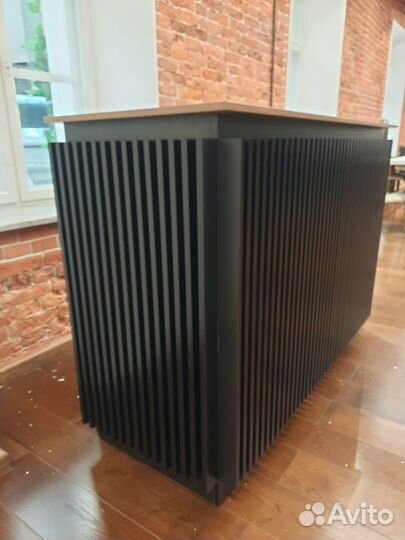 Стойка ресепшен