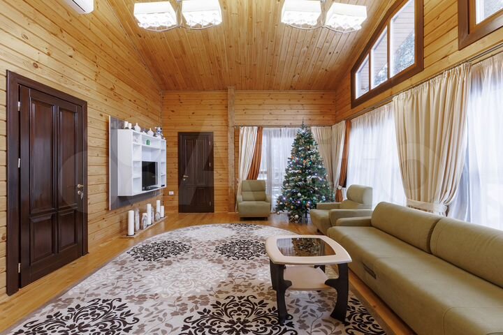 Коттедж 147 м² на участке 100 сот.