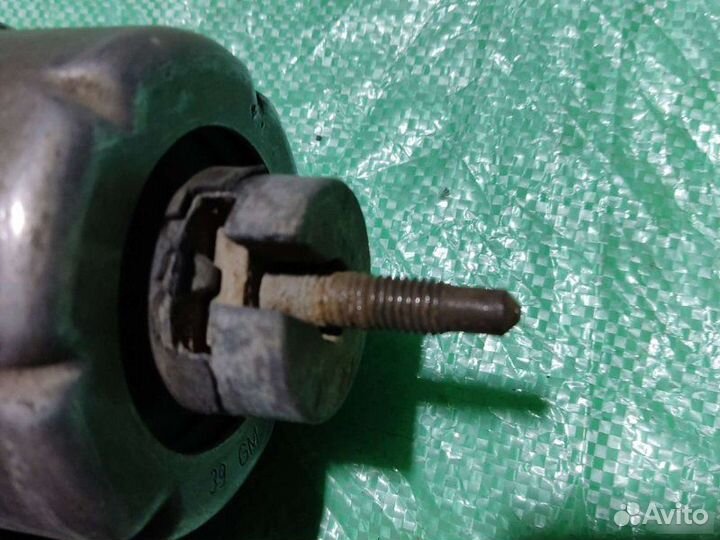 Подушка двигателя Opel Vectra B 1997