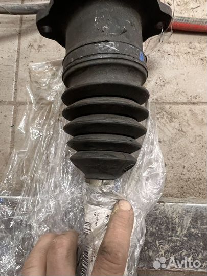 Привод cadillac escalade 2003г. Эскалейд