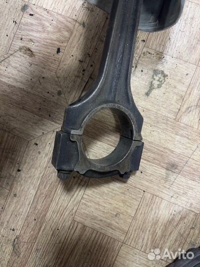 Поршень Mercedes-Benz 190 W201 М102 1992