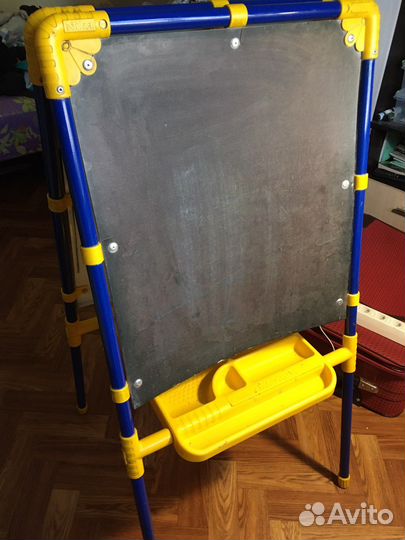 Мольберт детский (доска для рисования)