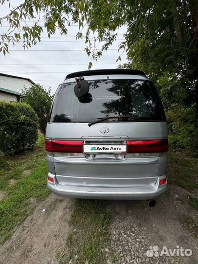 Toyota Hiace Regius 3.0 AT, 1999, 400 000 км