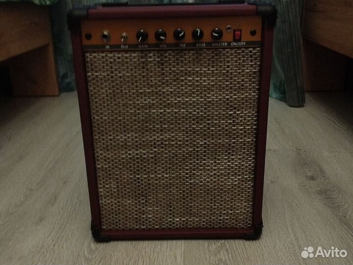 Комбоусилитель