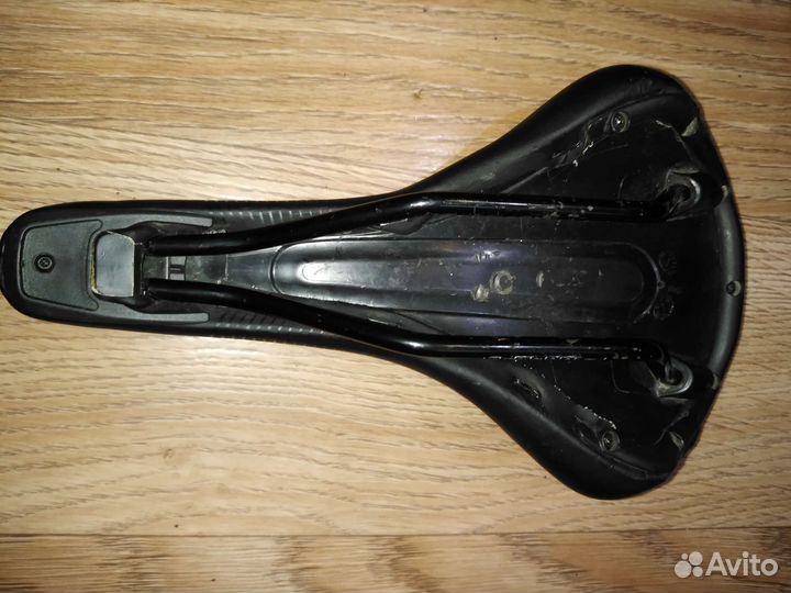 Седло велосипедное