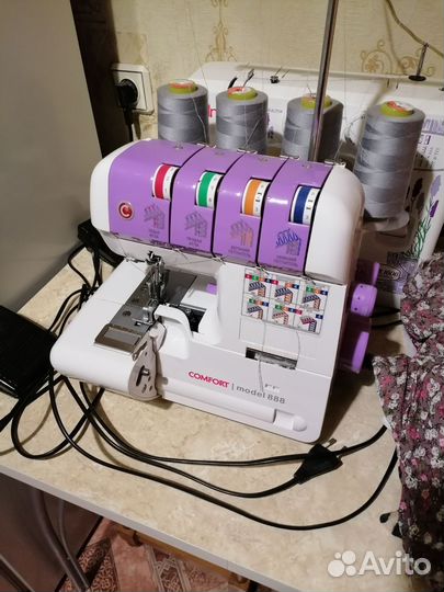 Оверлок бытовой