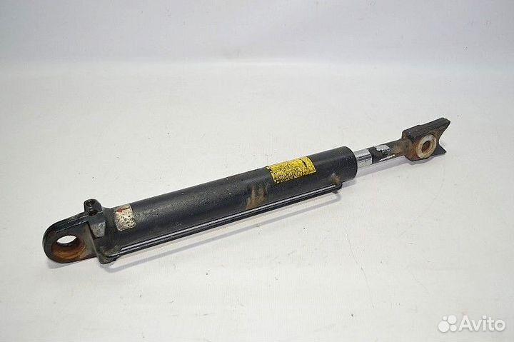 Цилиндр подъема кабины renault trucks Magnum Dxi