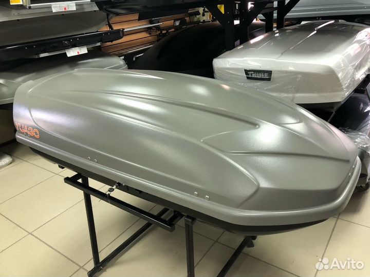 Автобокс багажник на крышу Toyota Prius