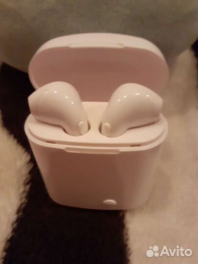 Беспроводные наушники