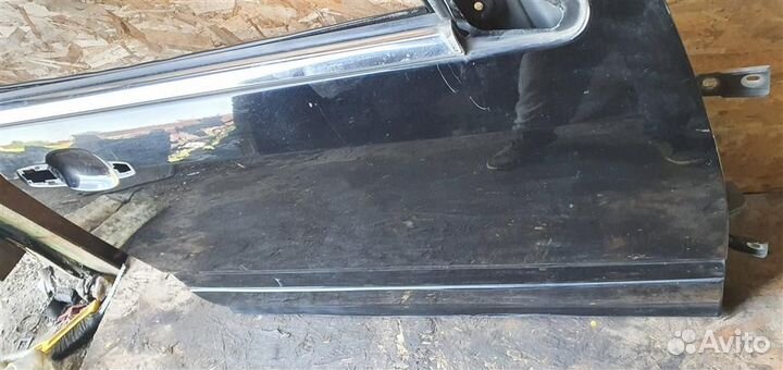 Дверь передняя правая Cadillac SRX 1 2003-2009