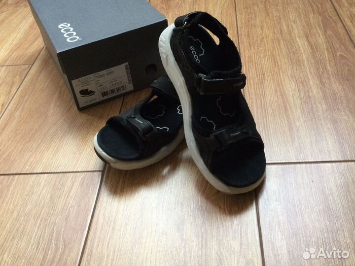 Сандалии ecco