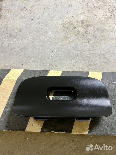 Центральная заглушка заднего бампера BMW x5 e53