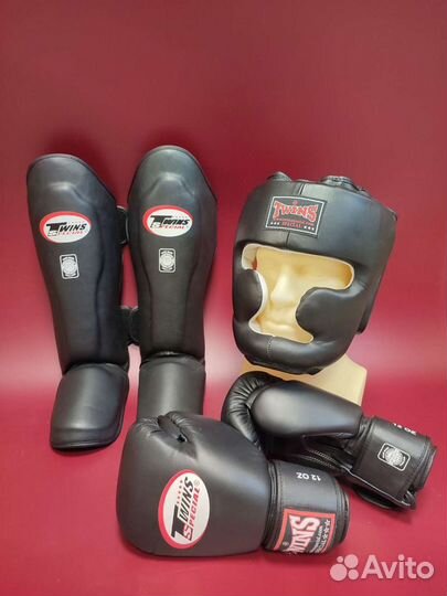 Боксерские перчатки venum Loma Grant Cleto Reyes R