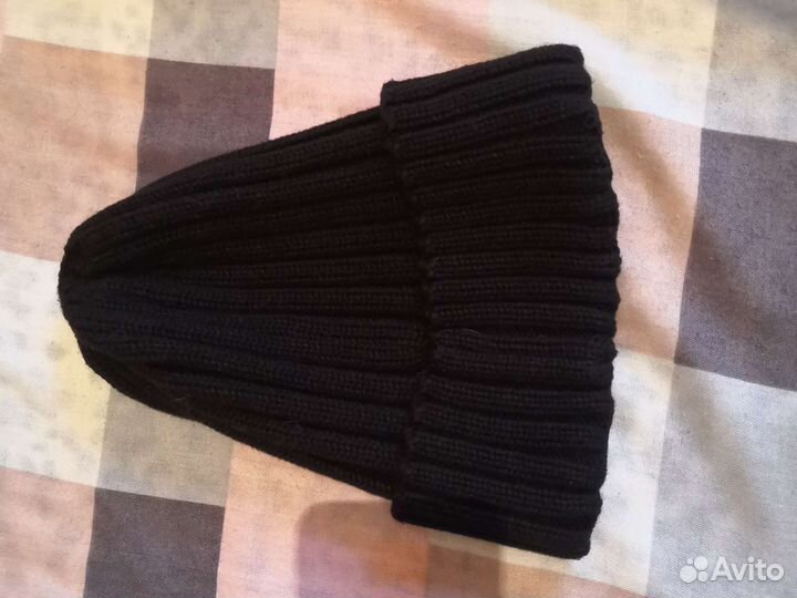 Шапка женская вязаная, молодёжная, на подростка