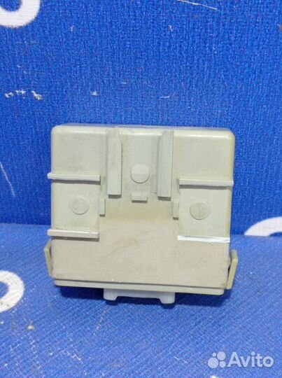 Блок управления люком Mitsubishi Galant 8 седан