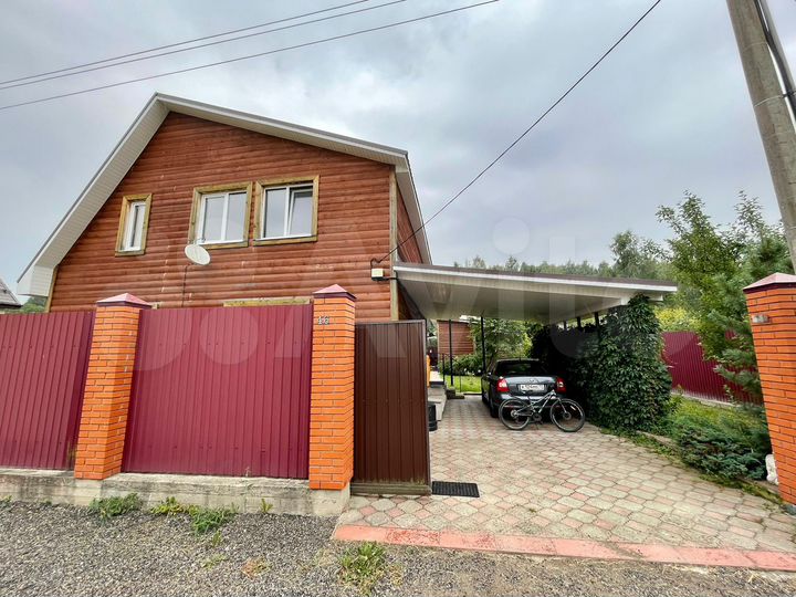 Дом 160 м² на участке 6 сот.