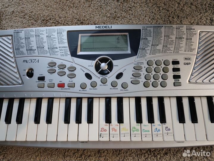 Синтезатор medeli mc37a