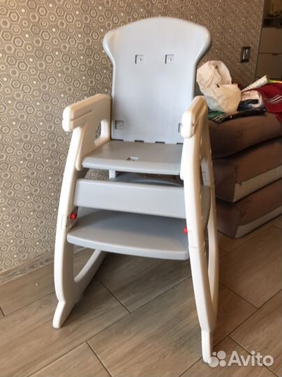 Детский столик для кормления