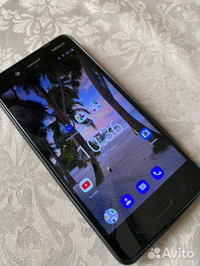 Телефон Nokia 8