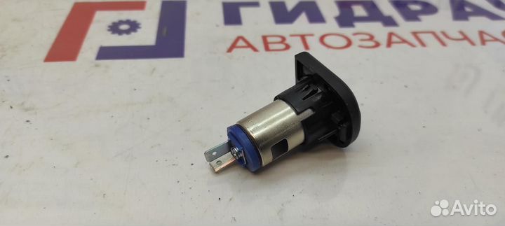 Розетка 12V левая Kia Cerato 4