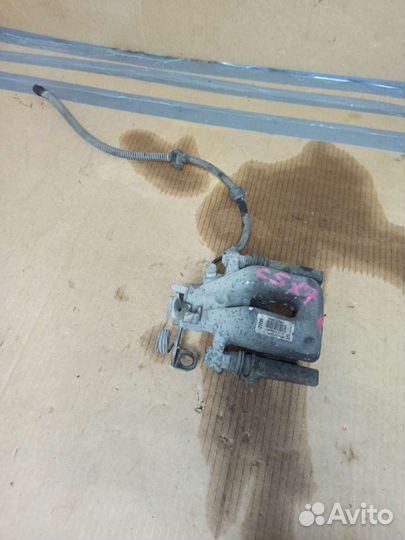 Суппорт задний правый Ситроен C5 X7 Ц5 Пежо 407