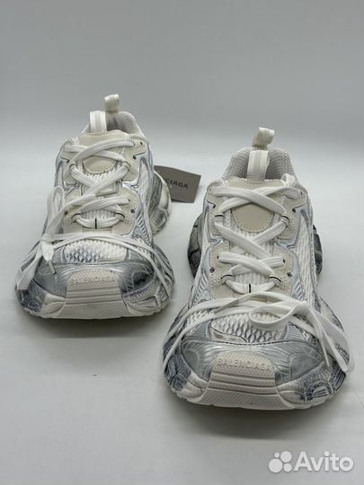 Balenciaga 3xl White