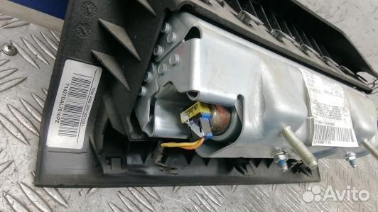 Подушка безопасности пассажира citroen C4 grand picasso 1 (EBR09IU01)