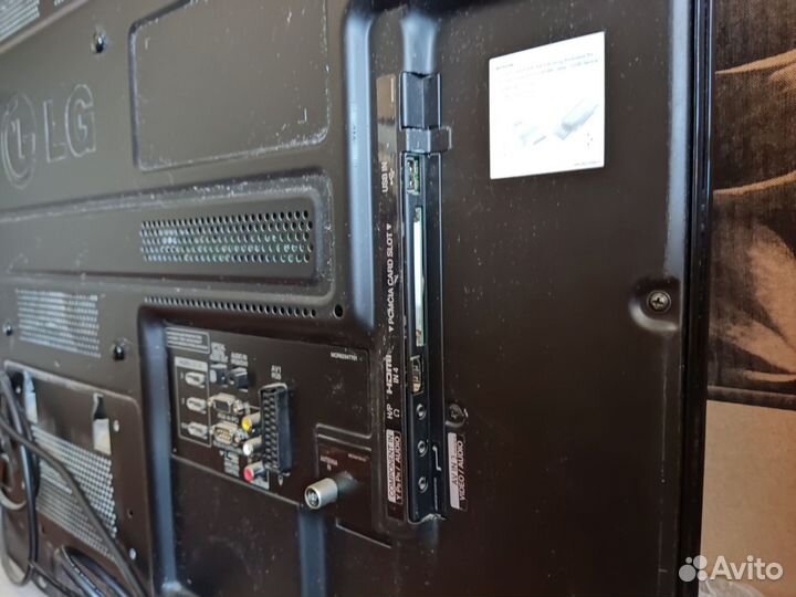 Телевизор LG 37