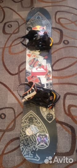 Сноуборд с ботинками