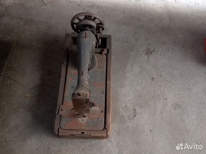 Швейная машинка