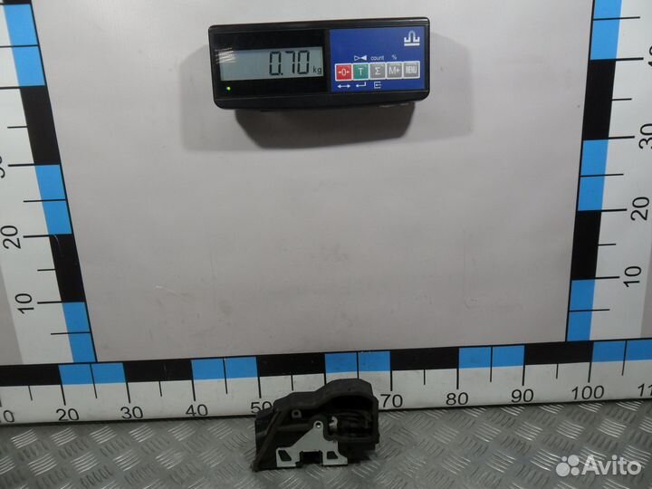 Б/У Замок двери задней левой BMW E90 F30 E60 F1