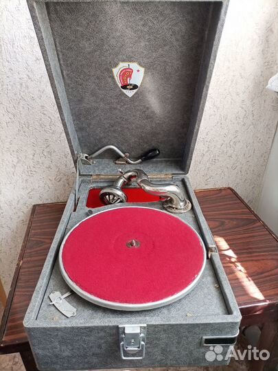 Патефон 