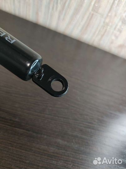 Газлифт 600N 405 мм