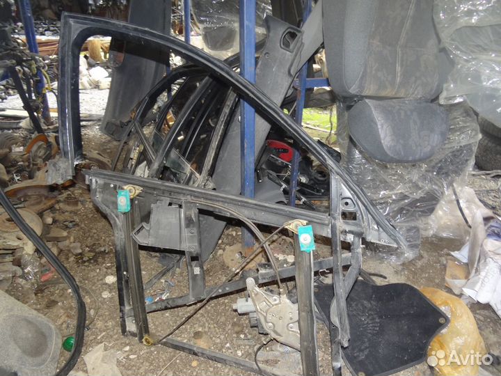 Стеклоподьемник Audi A6 C5, прав перед