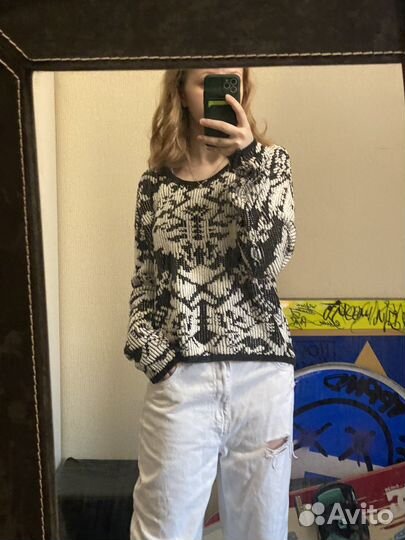 Свитер женский