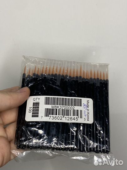 Одноразовая кисть для макияжа