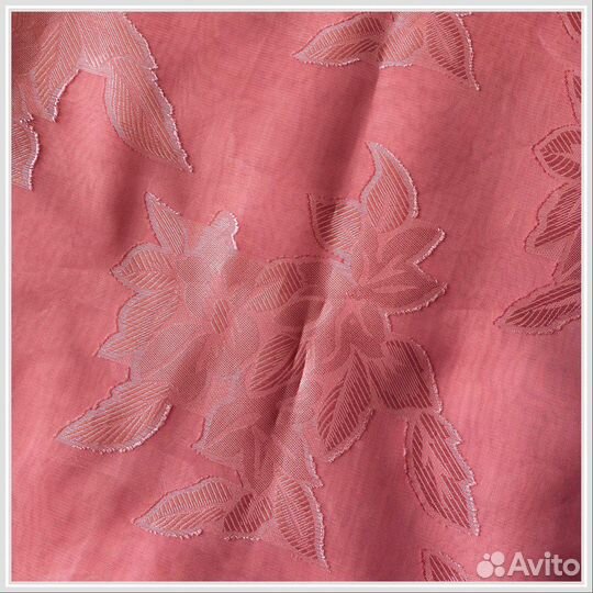Отрезы ткани шифон и атлас