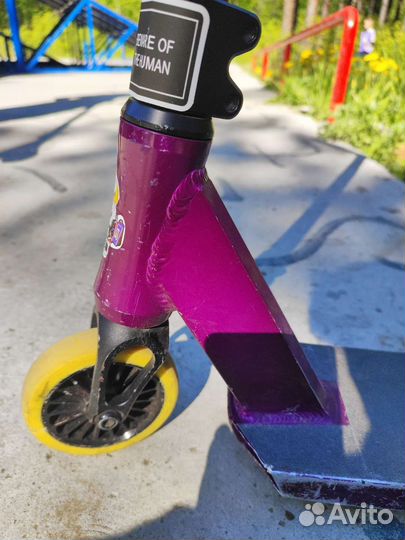 Трюковой самокат