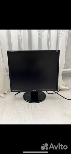 Монитор LG 20