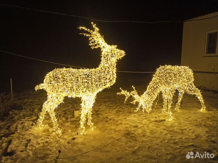 Новогодний олень светящийся уличный