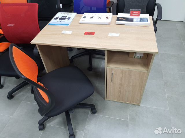 Письменный стол