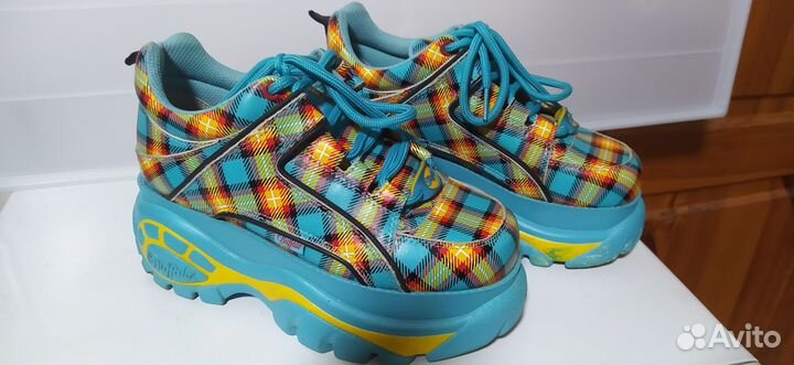 Buffalo london кроссовки на высокой подошве 37