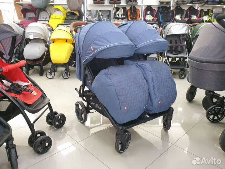 Коляска для двойни Carrello Connect