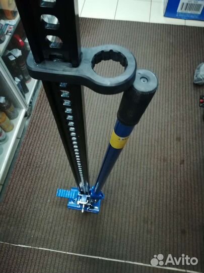 Домкрат реечный 3т 130-1474мм 60