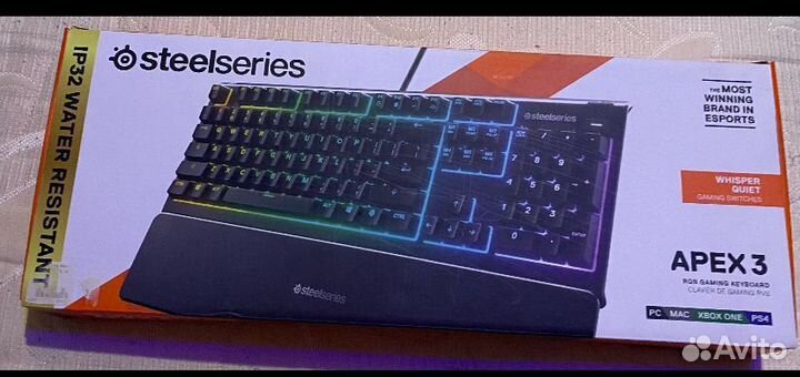 Игровая клавиатура с подсветкой