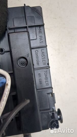 BSM Блок предохранителей Peugeot 308, 2011