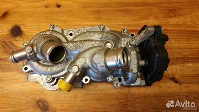 Водяная помпа Volkswagen Passat B8