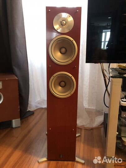 Продам напольную акустику Yamaha NS-515F. Пара