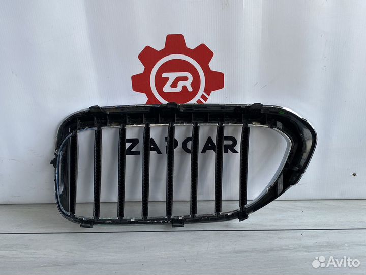 BMW 5 G30 G31 Решетка радиатора правая