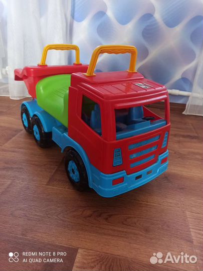 Детская машина каталка бу,торг уместен